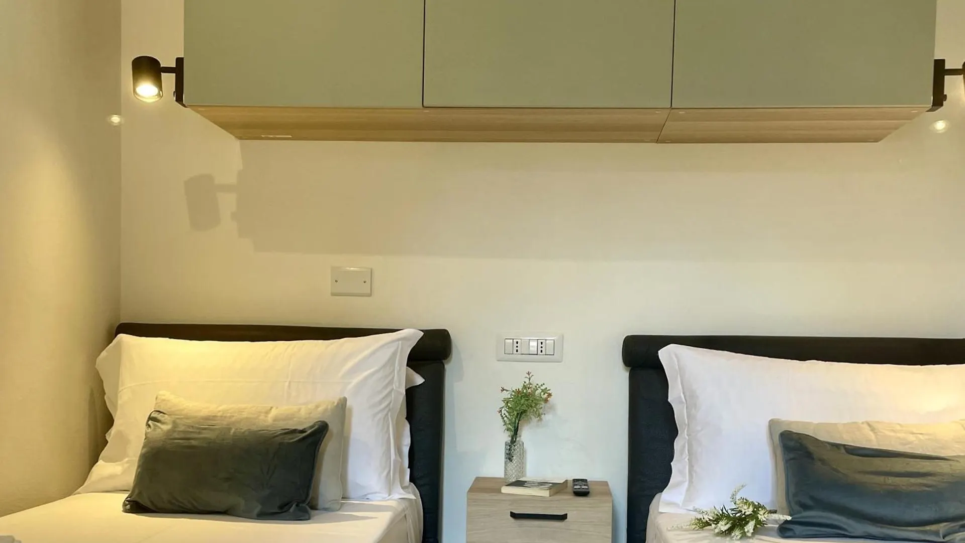 Appartement Bnbook Suite Leonardo Sesto Calende Italie